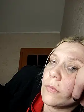 Snapshot of LeraSweet chatting on April 2026 07:17:02 PM LeraSweet online show from April 2026 07:17:02 PM
