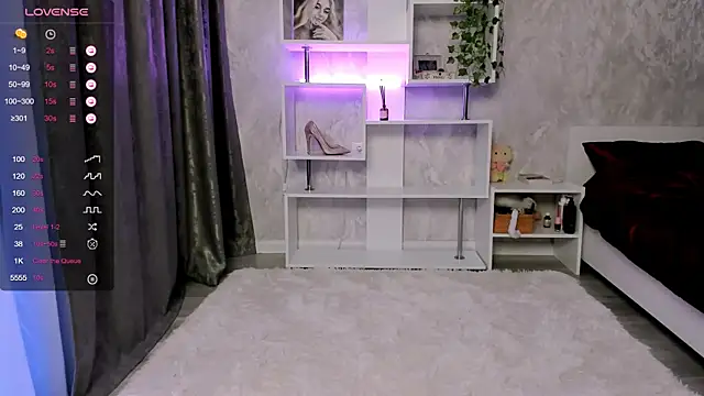 Polly  Hill online show from January 2026 02:44:01 PM