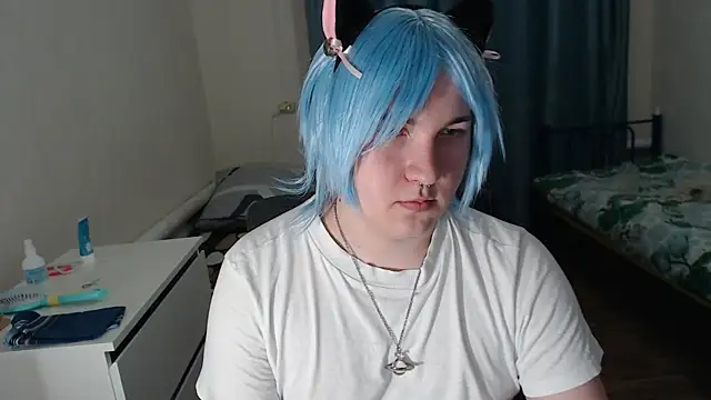 EvaMiron online show from January 2026 02:00:02 PM