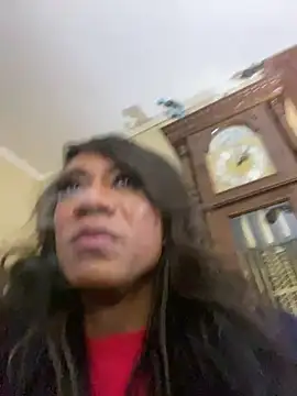 Snapshot of CaramelDipper chatting on December 2024 02:28:02 PM CaramelDipper online show from December 2024 02:28:02 PM