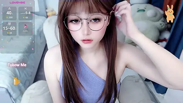 Snapshot of Sweet-18wanwan chatting on April 2026 04:45:02 PM Sweet-18wanwan online show from April 2026 04:45:02 PM