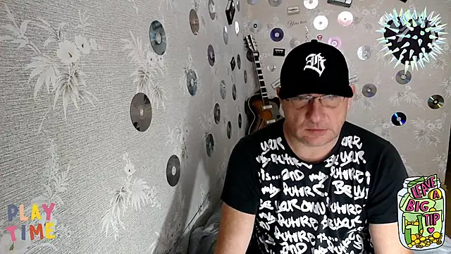 Snapshot of Bossun79 chatting on October 2025 08:14:02 AM Bossun79 online show from October 2025 08:14:02 AM