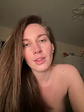 JasminJames online show from April 2026 08:22:01 PM