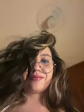 marie2  online show from March 2025 04:52:01 AM
