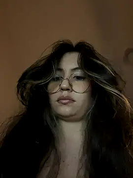 marie2  online show from October 2025 10:19:01 PM
