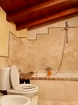 Snapshot of Anastasio33 chatting on December 2024 12:19:01 PM Anastasio33 online show from December 2024 12:19:01 PM