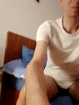 Snapshot of Anastasio33 chatting on February 2025 06:41:01 PM Anastasio33 online show from February 2025 06:41:01 PM