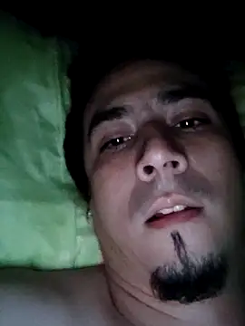 Snapshot of Rejy1992 chatting on December 2024 09:43:02 PM Rejy1992 online show from December 2024 09:43:02 PM