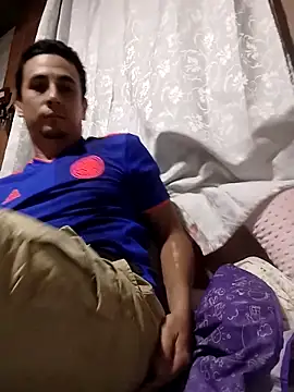 Snapshot of Rejy1992 chatting on October 2025 02:43:02 AM Rejy1992 online show from October 2025 02:43:02 AM