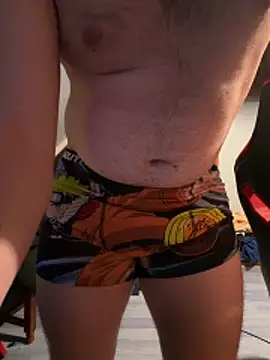 youlo71 online show from April 2026 10:56:02 PM