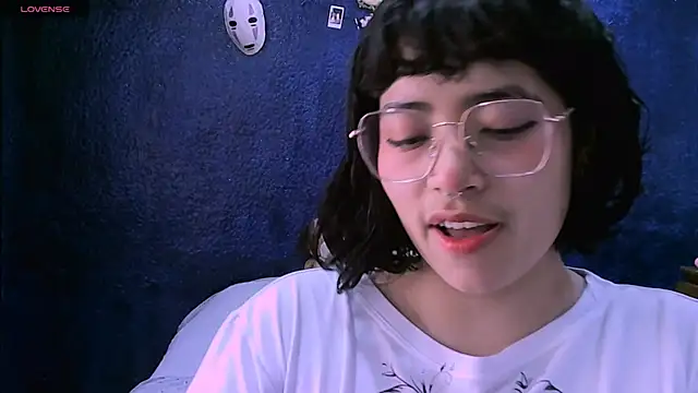 NinaYellow online show from January 2025 02:19:01 PM