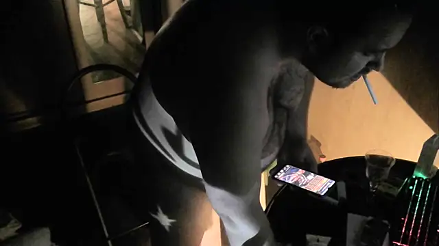 perversalus online show from December 2025 05:55:02 AM