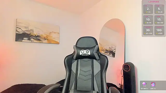 LucianSinclair online show from December 2024 03:09:01 AM