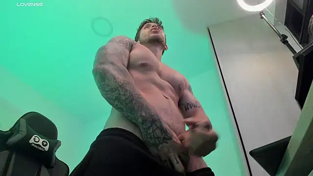 LucianSinclair online show from February 2025 02:50:02 AM