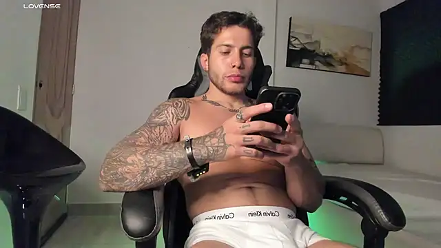 LucianSinclair online show from September 2025 02:11:02 AM