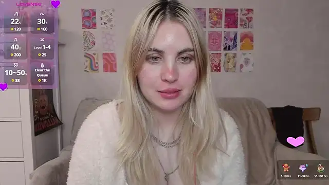 Snapshot of pawpaws chatting on December 2024 01:06:02 PM pawpaws online show from December 2024 01:06:02 PM