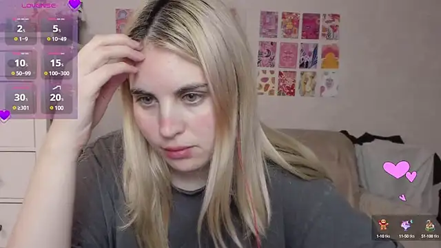 Snapshot of pawpaws chatting on January 2025 01:30:01 PM pawpaws online show from January 2025 01:30:01 PM
