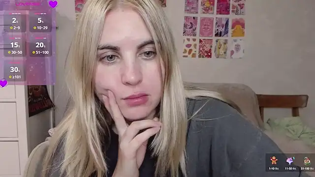 Snapshot of pawpaws chatting on January 2025 06:59:02 PM pawpaws online show from January 2025 06:59:02 PM