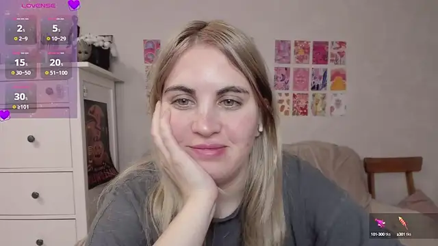Snapshot of pawpaws chatting on January 2025 11:49:01 AM pawpaws online show from January 2025 11:49:01 AM