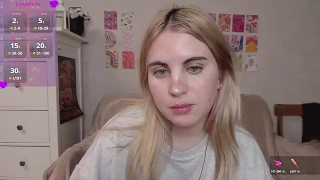 Snapshot of pawpaws chatting on February 2025 08:00:01 PM pawpaws online show from February 2025 08:00:01 PM