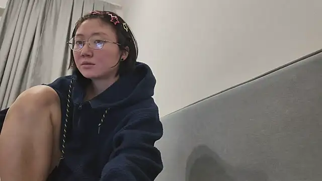 Snapshot of BokuNoYuko chatting on January 2025 06:10:01 PM BokuNoYuko online show from January 2025 06:10:01 PM