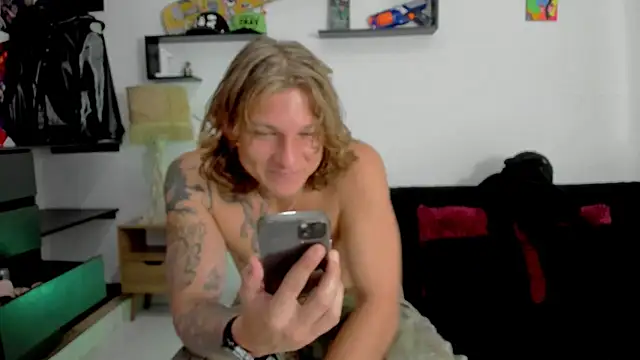 Tom Krakow online show from January 2025 06:34:02 PM