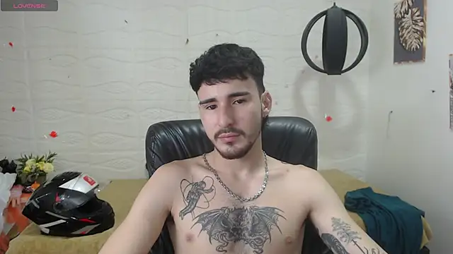 DmitriSanders online show from December 2024 03:25:02 PM