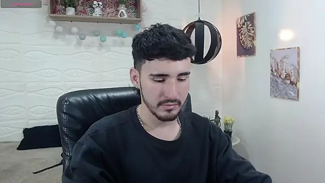 DmitriSanders online show from January 2025 08:36:01 PM