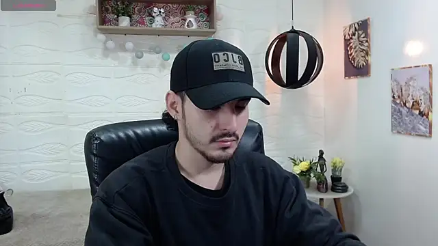 DmitriSanders online show from January 2025 12:37:01 PM