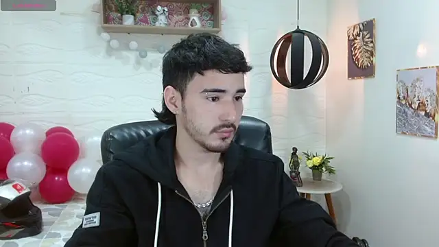 DmitriSanders online show from February 2025 01:33:01 AM