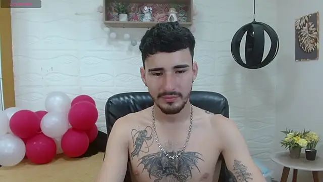 DmitriSanders online show from March 2025 07:36:01 PM