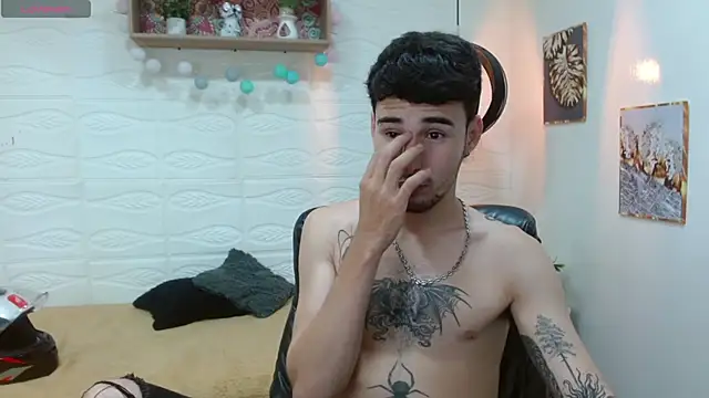 DmitriSanders online show from March 2025 10:06:02 PM