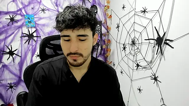 DmitriSanders online show from November 2025 01:52:02 AM