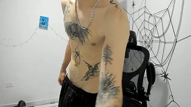 DmitriSanders online show from February 2026 10:32:01 PM