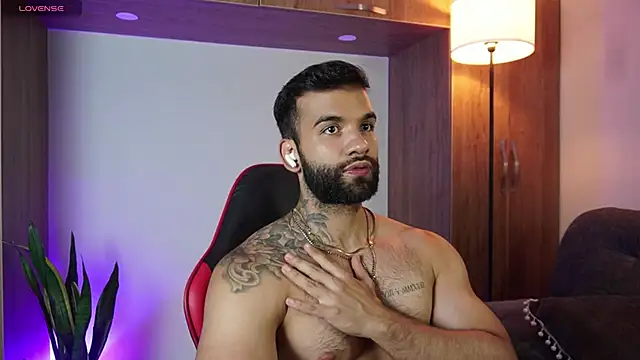 MarkHazze online show from November 2025 10:52:02 PM