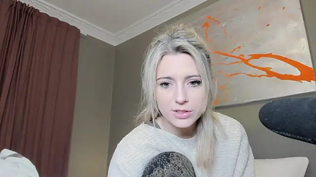 Lisaonthemoon online show from December 2024 09:30:02 PM