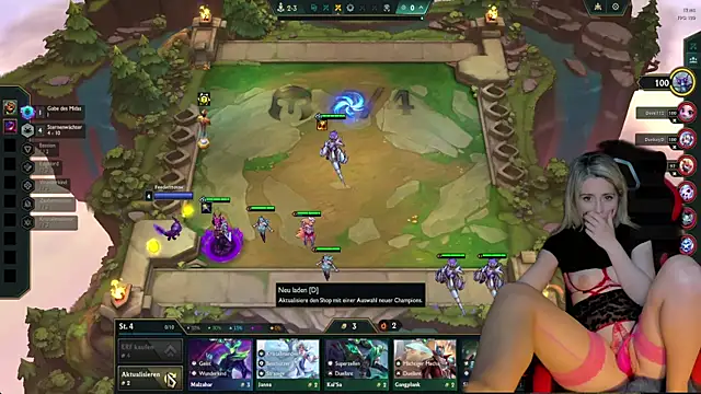 Lisaonthemoon online show from September 2025 11:06:02 PM