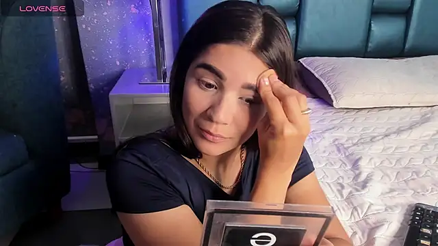 bellaa becca online show from November 2025 06:41:02 PM