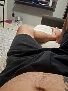 dredre1069 online show from April 2026 01:25:02 AM