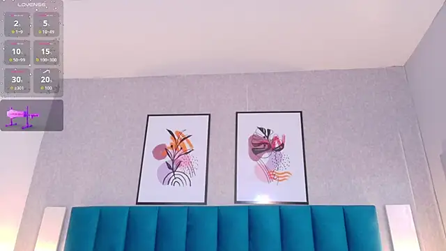 CheneellLorens online show from September 2025 09:04:02 PM