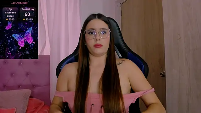 Snapshot of ParisShayk chatting on February 2026 06:12:02 PM ParisShayk online show from February 2026 06:12:02 PM