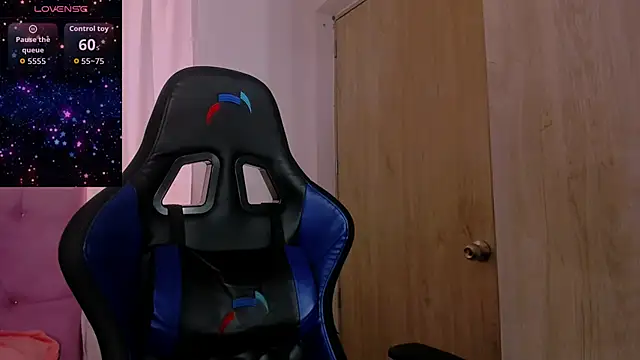 Snapshot of ParisShayk chatting on February 2026 06:45:01 PM ParisShayk online show from February 2026 06:45:01 PM