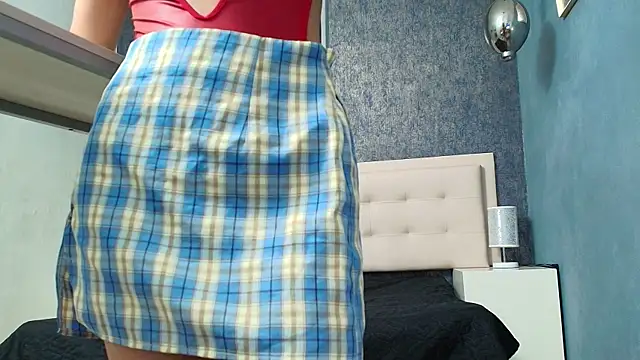 Cloeandtyfanny online show from December 2025 09:09:01 PM