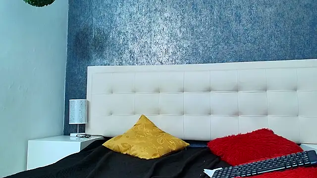 Cloeandtyfanny online show from January 2026 01:09:02 AM