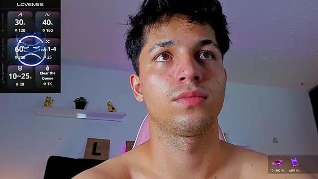 Issac james  online show from September 2025 03:28:01 AM