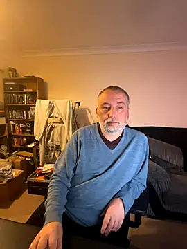 LondonTeffy online show from November 2025 10:31:02 PM