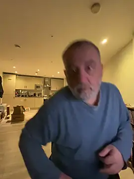 LondonTeffy online show from February 2026 10:03:01 PM