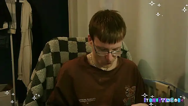 Itsnotting834 online show from April 2026 07:04:01 PM