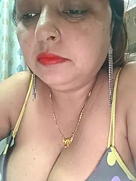 Snapshot of Dianaa9 chatting on October 2025 07:55:02 AM Dianaa9 online show from October 2025 07:55:02 AM