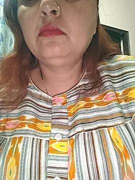 Dianaa9 online show from February 2026 04:00:01 AM